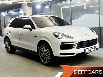 Porsche CAYENNE 3.0 E-Hybrid купить на сайте DeffCars