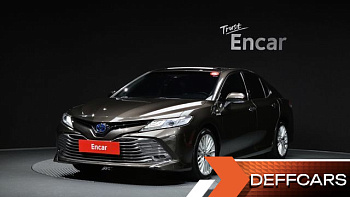 Toyota CAMRY 2.5 XLE Hybrid купить на сайте DeffCars