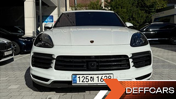 Porsche CAYENNE 3.0 PLATINUM EDITION купить по цене 11 769 372 ₽  на сайте DeffCars