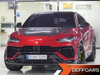 Lamborghini URUS 4.0 V8 Performante Lamborghini URUS 4.0 V8 Performante купить по цене 38 775 829.54 ₽  на сайте DeffCars