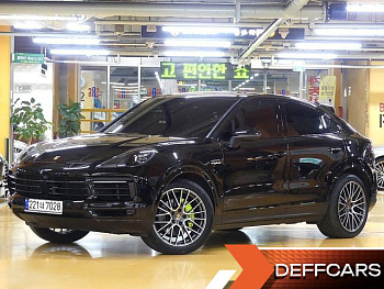 Porsche CAYENNE 3.0 E-Hybrid Coupe купить по цене 12 198 948 ₽  на сайте DeffCars