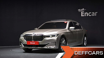 BMW 7-SERIES M760Li xDrive V12 Excellence купить по цене 12 421 444 ₽  на сайте DeffCars