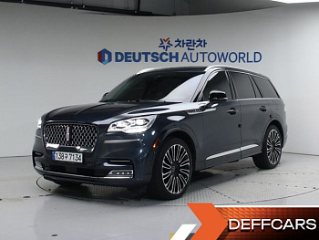 Lincoln AVIATOR 3.0 Black Label AWD купить по цене 7 005 224.48 ₽  на сайте DeffCars