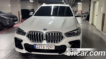 BMW X6 xDrive40i M Sport купить по цене 9 200 451.34 ₽  на сайте DeffCars
