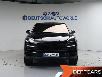 Porsche CAYENNE 3.0 COUPE PLATINUM EDITION купить по цене 12 496 576.75 ₽  на сайте DeffCars