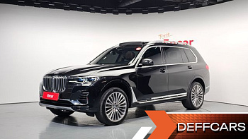 BMW X7 xDrive 40d Design Pure Excellence 7-Seater купить по цене 9 757 913 ₽  на сайте DeffCars