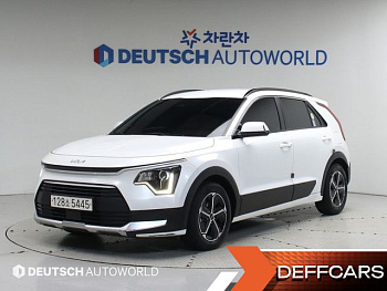 Kia NIRO Prestige купить по цене 2 382 790 ₽  на сайте DeffCars