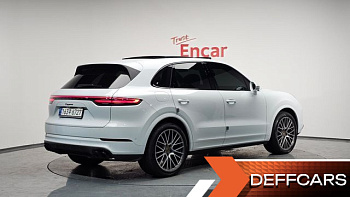 Porsche CAYENNE 3.0 PLATINUM EDITION купить на сайте DeffCars