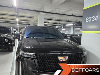 Cadillac ESCALADE 6.2 ESV ESV Sports Platinum купить по цене 21 188 529.22 ₽  на сайте DeffCars
