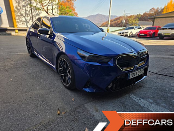 BMW M5 M5 Sedan купить по цене 20 635 968.67 ₽  на сайте DeffCars