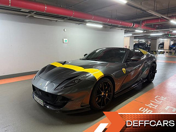 Ferrari 812 6.5 V12 Ferrari 812 6.5 V12 купить по цене 34 050 774.71 ₽  на сайте DeffCars