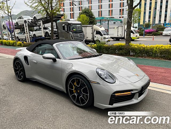 Porsche 911 Turbo S Cabriolet Porsche 911 Turbo S Cabriolet купить по цене 32 967 086.83 ₽  на сайте DeffCars
