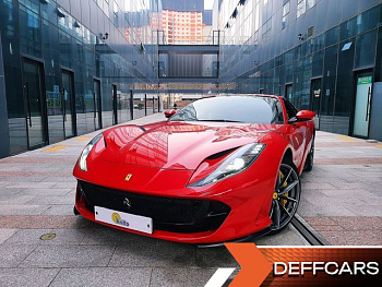 Ferrari 812 6.5 V12 купить по цене 33 606 191.71 ₽  на сайте DeffCars