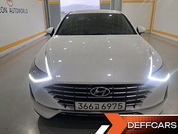 Hyundai SONATA Modern купить по цене 2 264 855.36 ₽  на сайте DeffCars