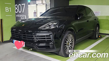 Porsche CAYENNE 3.0 PLATINUM EDITION купить по цене 12 368 606 ₽  на сайте DeffCars