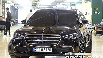 Mercedes S-CLASS S450L 4MATIC купить по цене 14 569 778.81 ₽  на сайте DeffCars