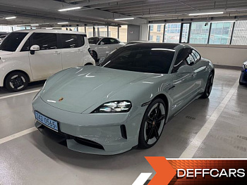 Porsche TAYCAN 4S купить по цене 15 839 358.75 ₽  на сайте DeffCars