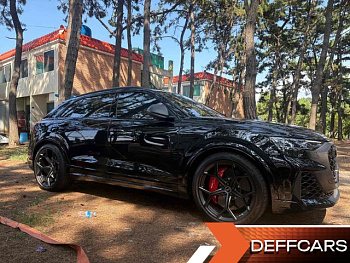 Audi RSQ8 4.0 TFSI Quattro Performance купить по цене 25 188 830 ₽  на сайте DeffCars