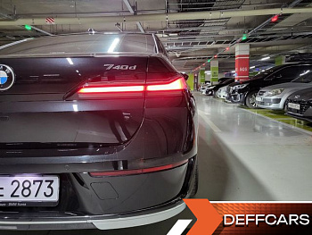 BMW 7-SERIES 740d xDrive Design Pure Excellence купить по цене 13 472 110.73 ₽  на сайте DeffCars