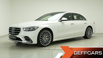 Mercedes S-CLASS S500 4MATIC Mercedes S-CLASS S500 4MATIC купить по цене 13 815 048 ₽  на сайте DeffCars