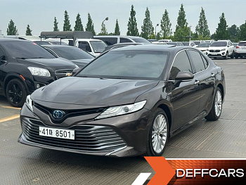 Toyota CAMRY 2.5 XLE Hybrid купить на сайте DeffCars
