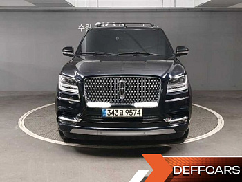 Lincoln NAVIGATOR 3.5L купить по цене 9 398 499.27 ₽  на сайте DeffCars