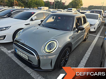 Mini COOPER Classic Plus 3rd купить по цене 2 280 350 ₽  на сайте DeffCars