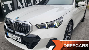 BMW 5-SERIES 530i xDrive M Sport Package купить по цене 7 440 955.03 ₽  на сайте DeffCars