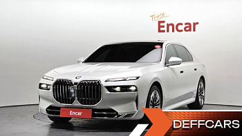 BMW 7-SERIES 740i sDrive Design Pure Excellence купить по цене 11 649 783 ₽  на сайте DeffCars