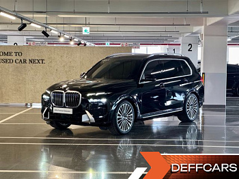 BMW X7 xDrive 40i Design Pure Excellence 6-Seater купить на сайте DeffCars