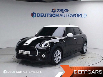 Mini COOPER 5Door HIGH 3rd купить по цене 2 435 172 ₽  на сайте DeffCars