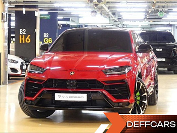Lamborghini URUS 4.0 V8 купить по цене 28 461 831.55 ₽  на сайте DeffCars