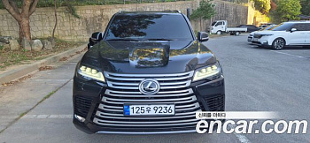 Lexus LX 700h VIP Lexus LX 700h VIP купить по цене 23 680 767.21 ₽  на сайте DeffCars