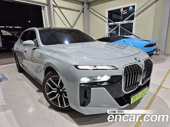 BMW 7-SERIES 740i xDrive M Sport BMW 7-SERIES 740i xDrive M Sport купить по цене 16 134 631 ₽  на сайте DeffCars